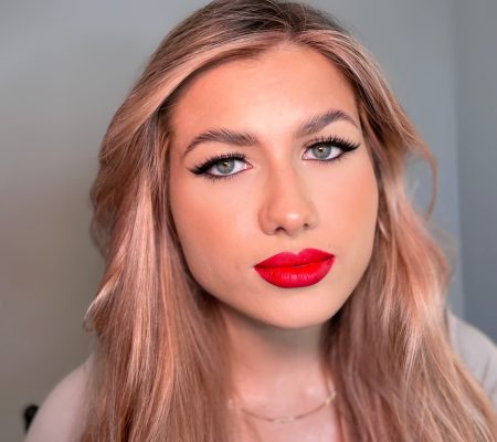 Facetune_25-09-2023-15-49-56